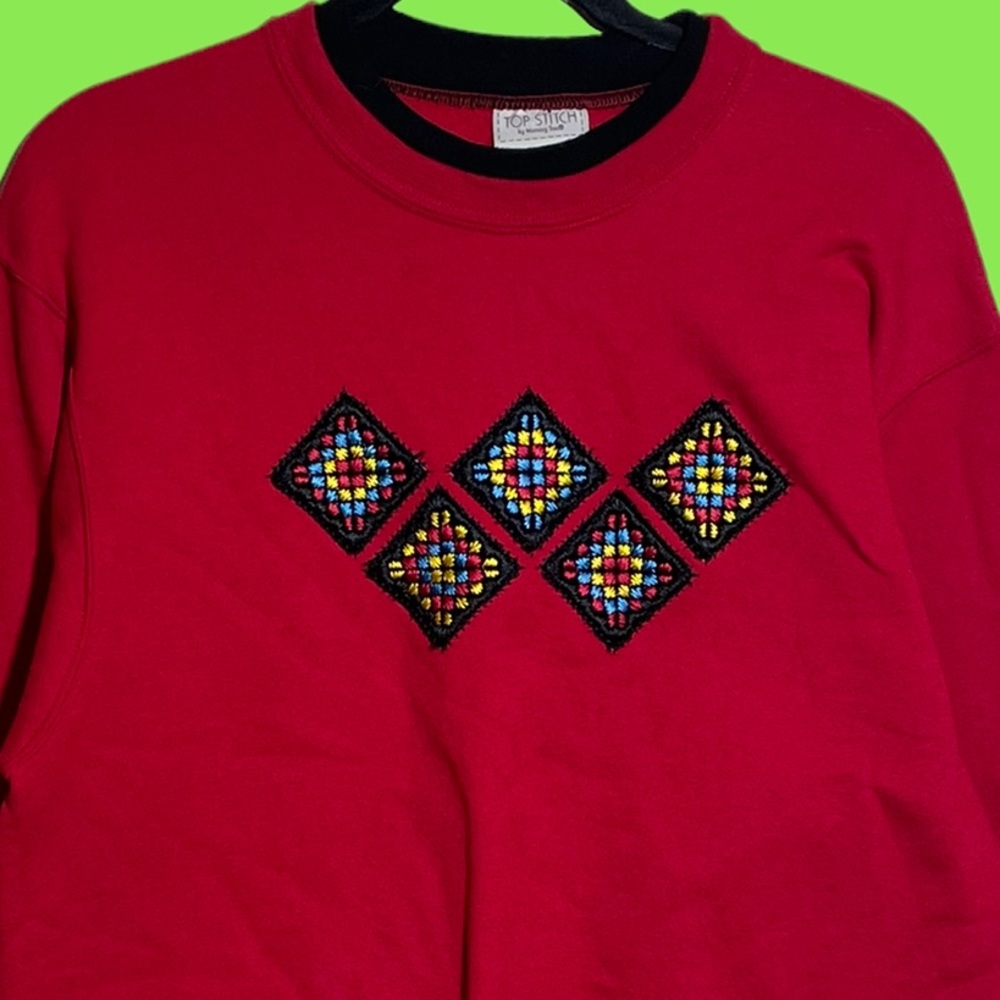 Vintage 90s Embroidered Patchwork Sweatshirt - image 4